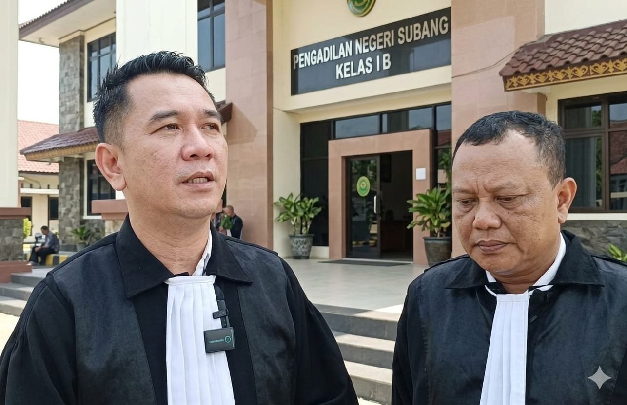 Tim kuasa hukum jurnalis Muhammad Harun memberikan keterangan pers usai sidang tuntutan di PN Subang.