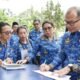 menentukan tindak lanjut sesuai ketentuan.