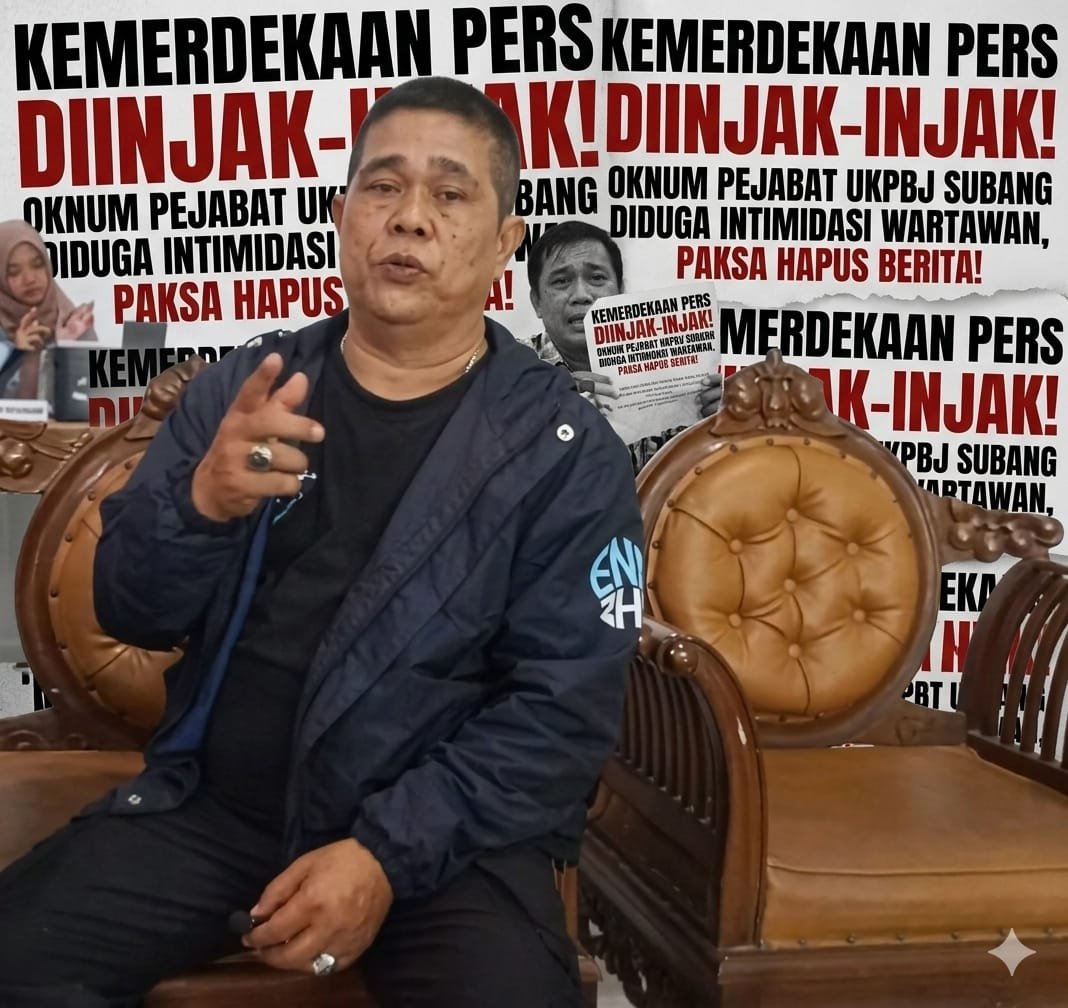 Ilustrasi aktivitas jurnalistik dan peliputan berita oleh wartawan di daerah.