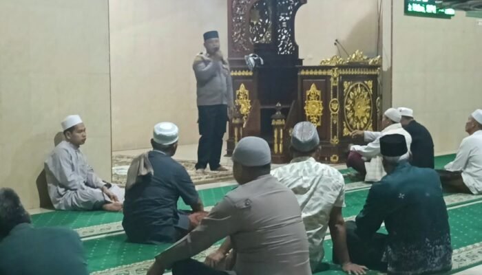 Ceramah Subuh di Masjid Agung Syuhada, Polres Bengkayang Ajak Masyarakat Cegah Narkoba hingga Judi Online