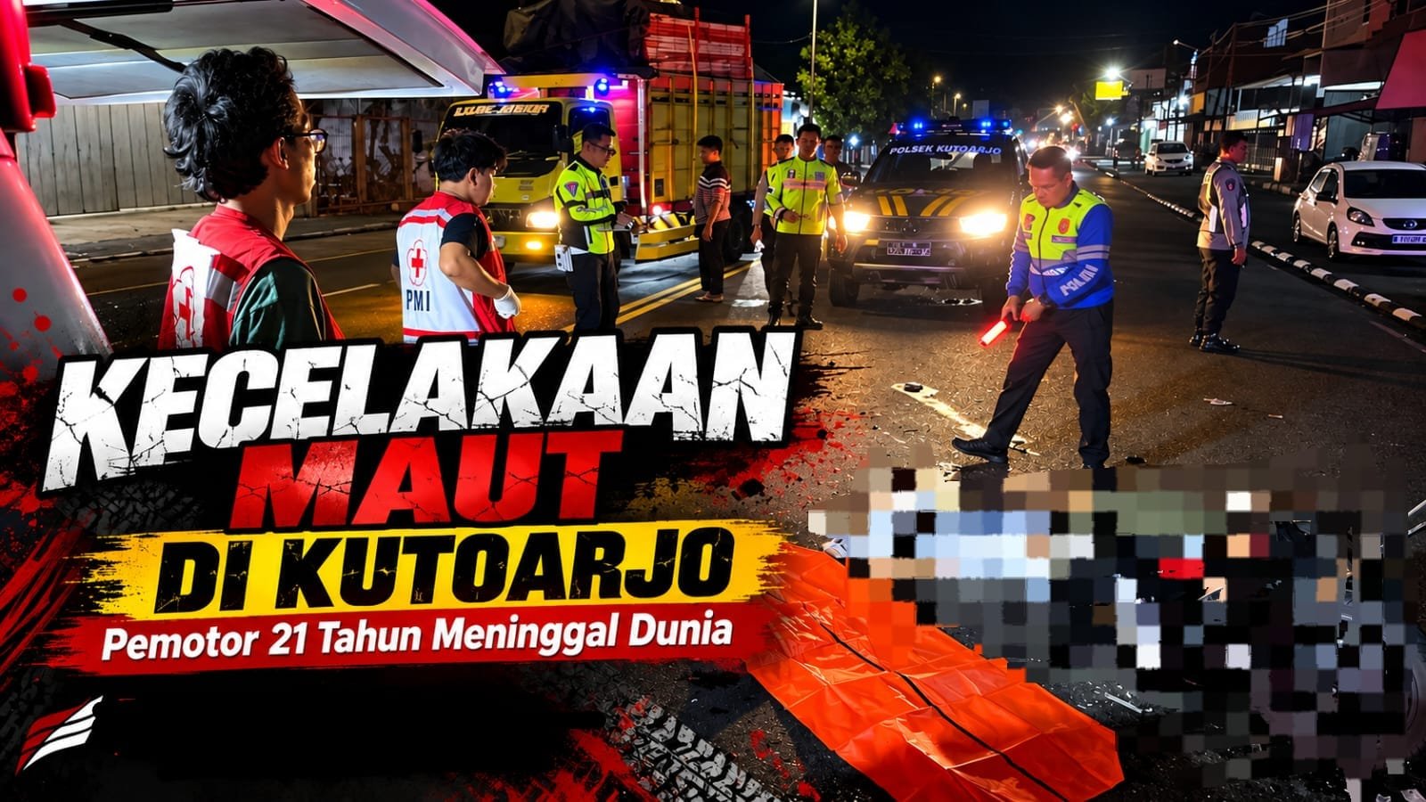 Petugas PMI dan Satlantas Polres Purworejo saat melakukan proses evakuasi korban kecelakaan di Jalan Pangeran Diponegoro Kutoarjo.