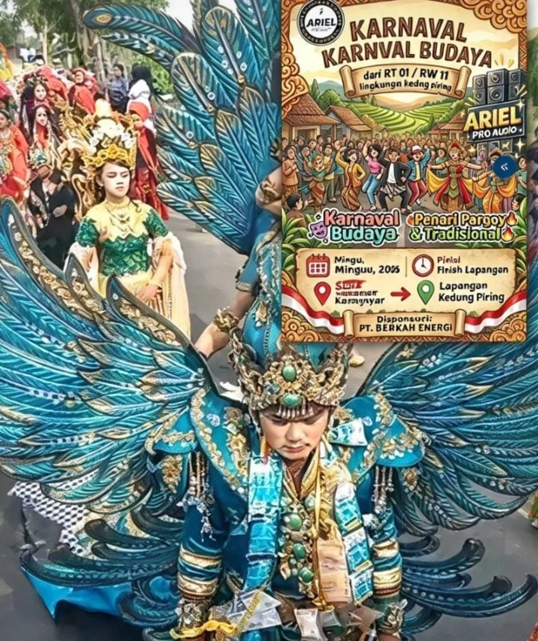 Peserta karnaval budaya mengenakan pakaian adat di Tegal Besar, Kedungpiring, Jember.
