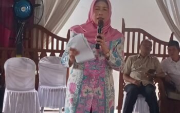 Reses DPRD Cilacap Purwati Dipadati Konstituen. Akankah Nasib Guru Honorer Membaik?
