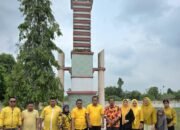 Peringati HUT 62 Tahun Partai Golkar; Pengurus Golkar Pelalawan Ziarah Taman Makam Pahlawan & Potong Tumpeng